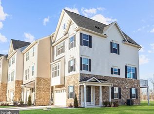 226 Marina View Ct, Baltimore, MD 21221