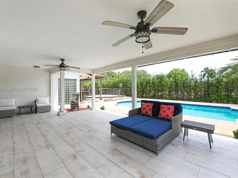 1300 NW 122nd Ave — Photo 31