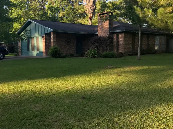119 Carriage Ln, Silsbee, TX 77656