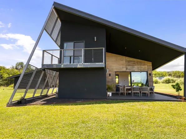 674 Kauaheahe Pl Unit B, Haiku, HI 96708