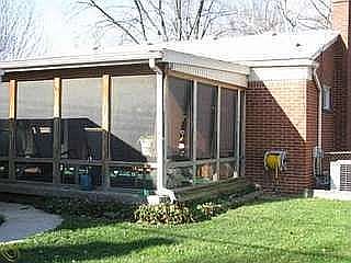 Enclosed porch