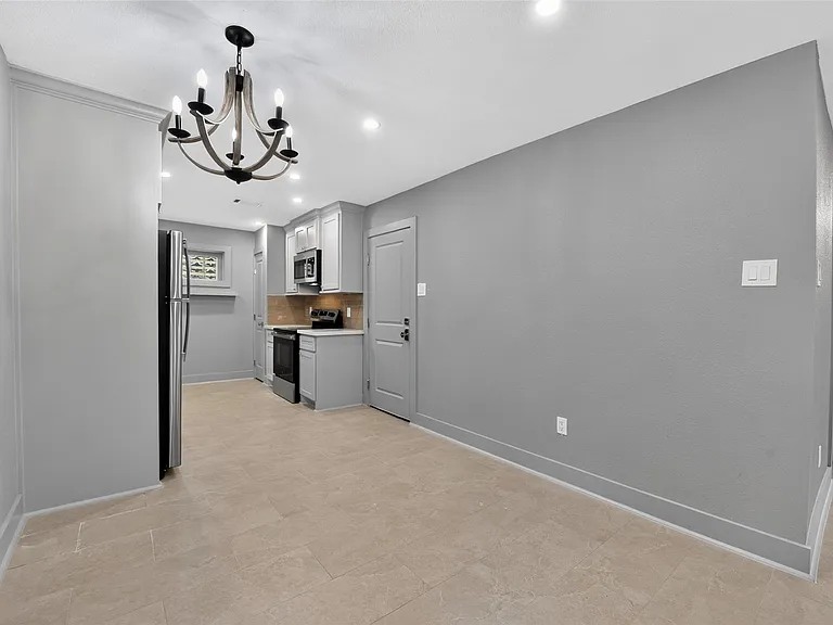 4131 Knotty Oaks Trl — Photo 14
