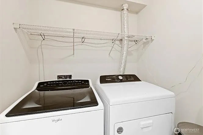 300 110th Ave NE #610 — Photo 17