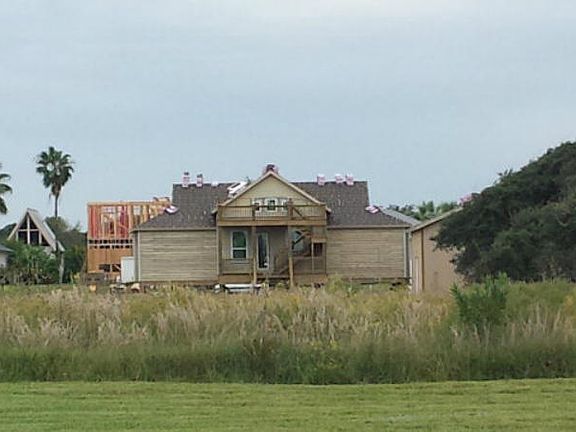 3rd image of 102 Windjammer