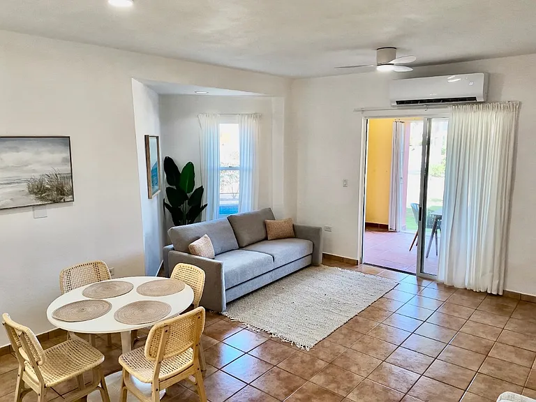 106B Palmas Doradas #106B — Photo 2