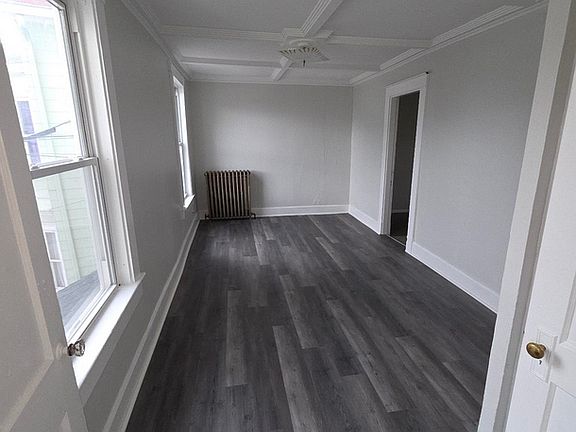 4th image of 54 Blake St #2