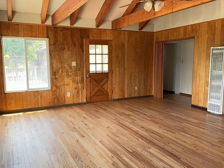 164 Cottonwood Ln — Photo 12
