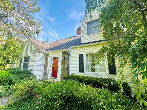 171 Upper Delevan Ave, Corning, NY 14830