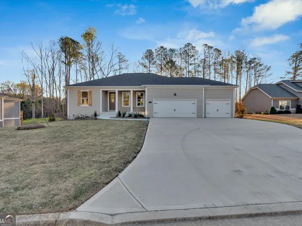 90 Stonegate Ct, Dallas, GA 30157