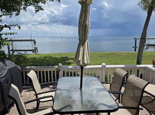5238 Beach Dr SE, Saint Petersburg, FL 33705