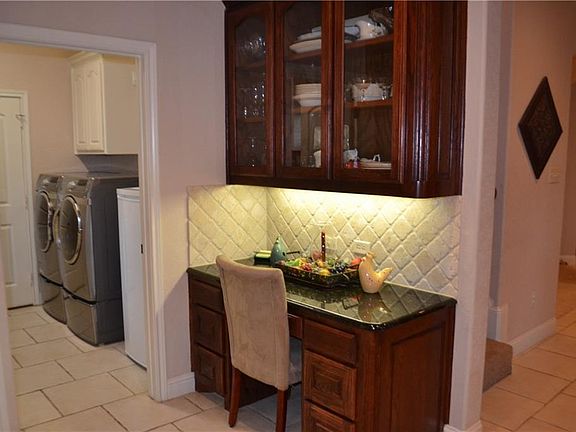 5th image of 3216 Hurstview Dr
