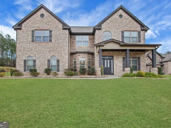 4605 Chestnut Oak St, Loganville, GA 30052