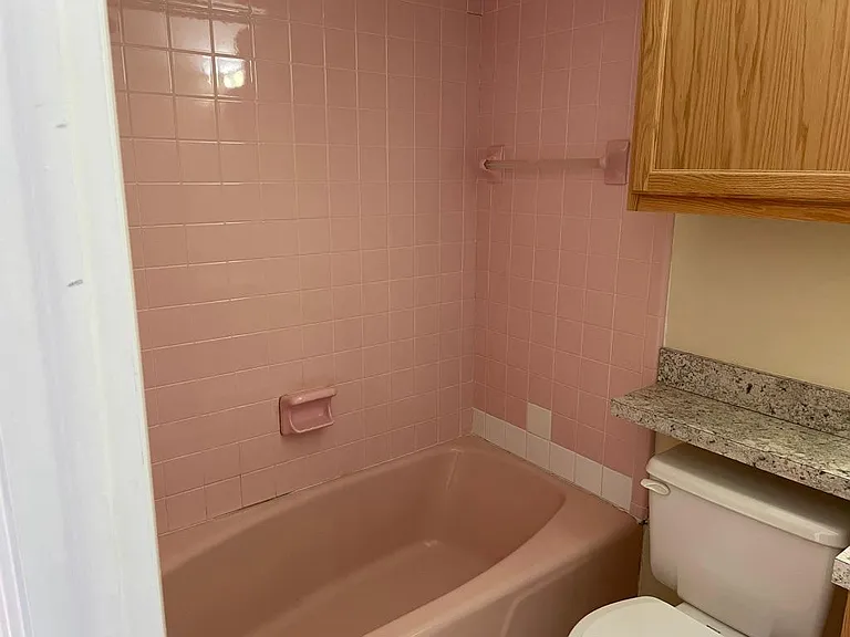423 Crescent St NE #2 — Photo 14