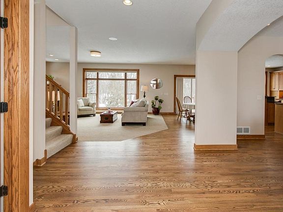 2nd image of 2862 Aspen Lake Dr