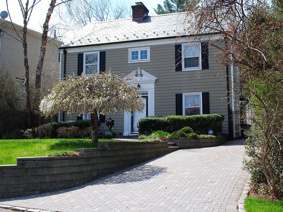 1st image of 3808 222nd St