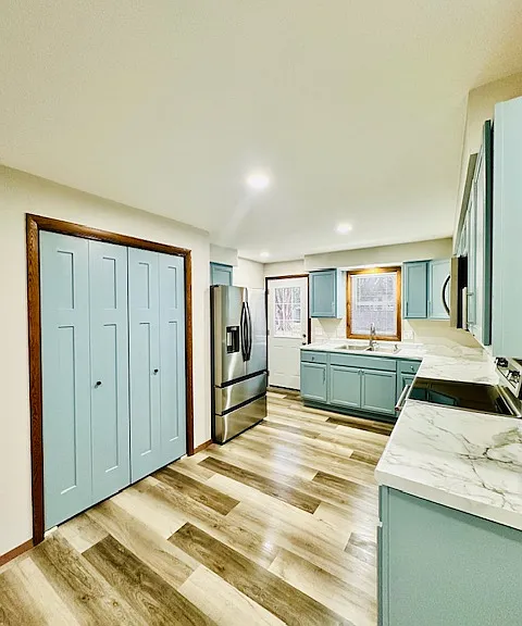 1038 E Northwood Dr — Photo 3