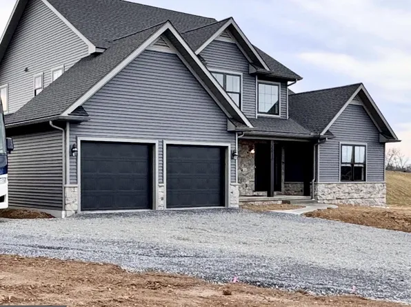 2010 Rolling Meadow Rd, Lebanon, PA 17046