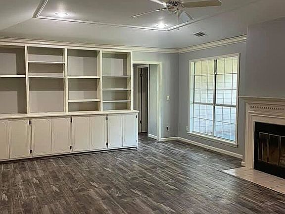 Living Room Built-In's