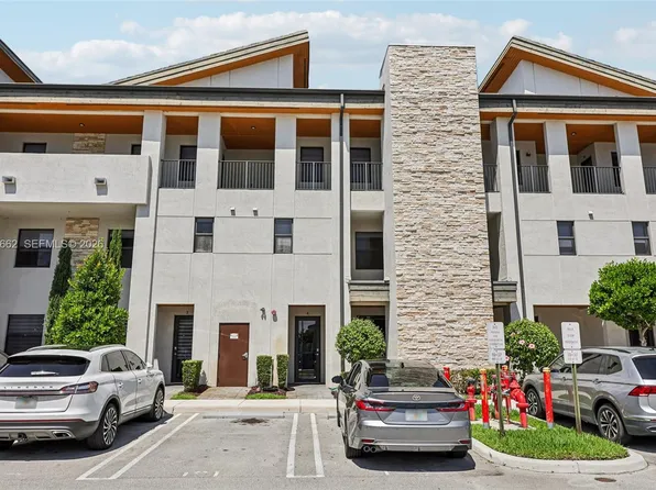 10455 NW 82nd St Unit 4, Doral, FL 33178