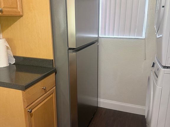 5th image of 7710 NW 50th St APT 304