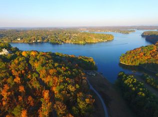 Parks Ferry Rd, Friendsville, TN 37737