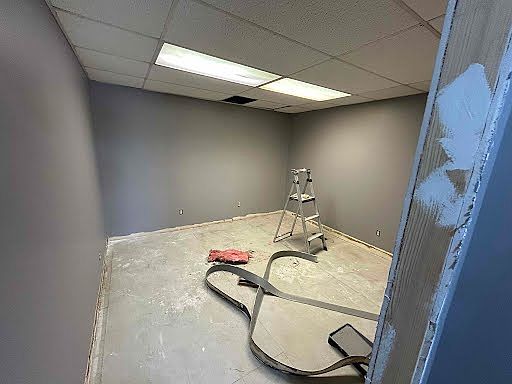 5th image of 3685 Robert C Byrd Driveover Garage Office