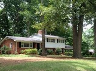 1304 Kingston Ridge Rd, Cary, NC 27511