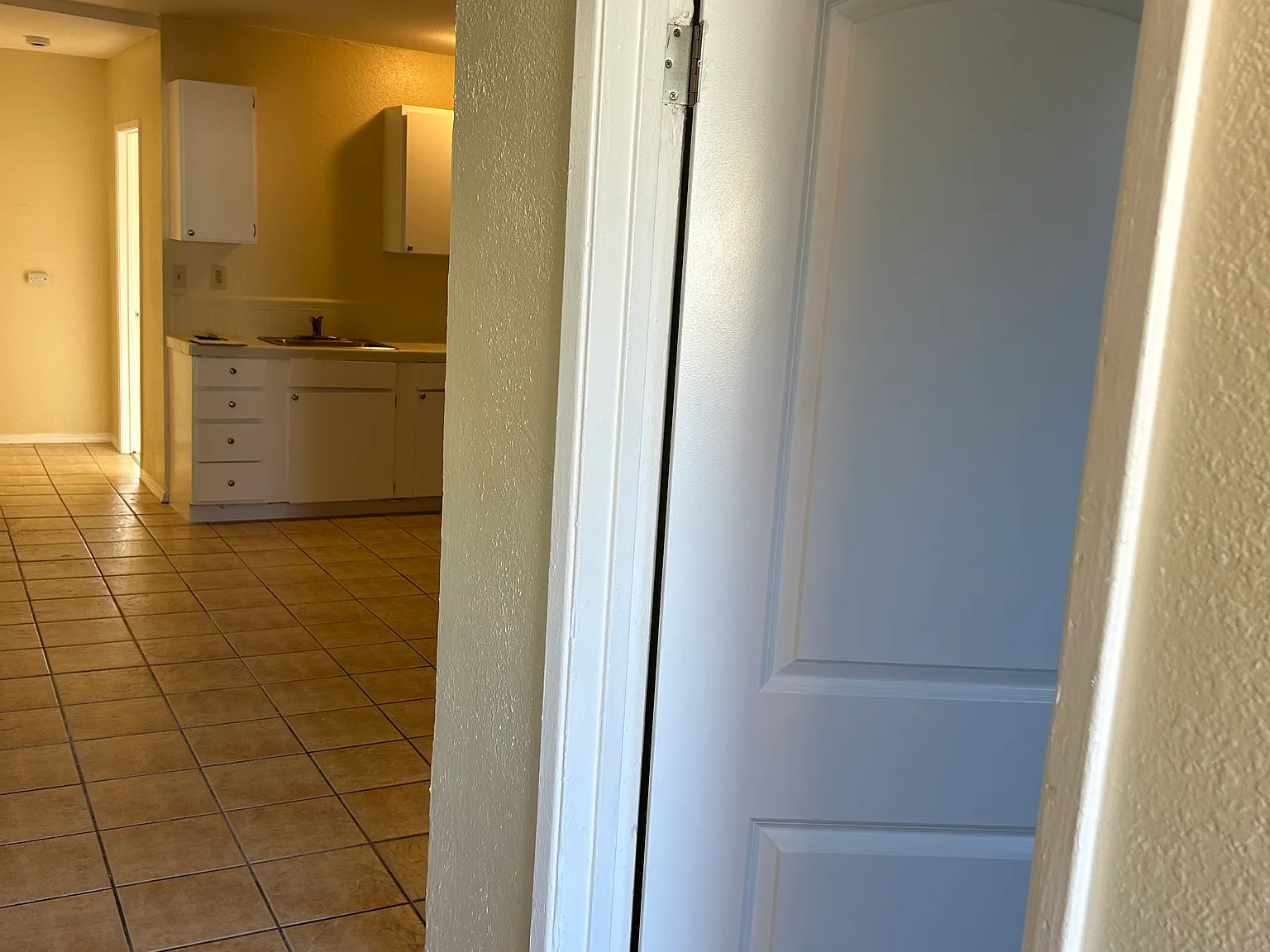 1137 Florida St — Photo 3