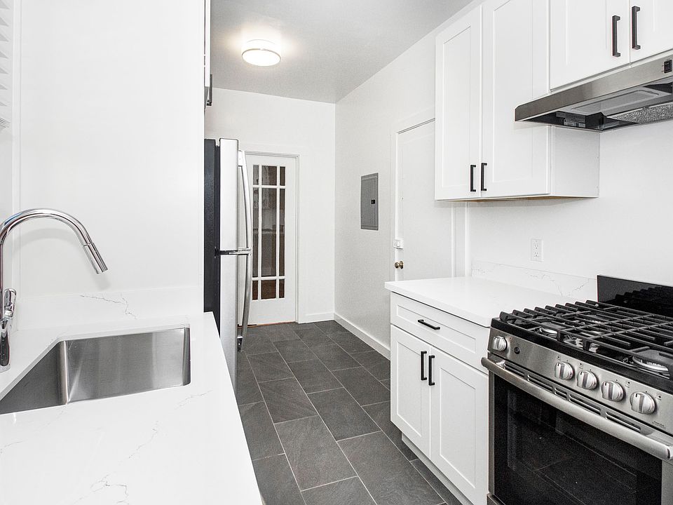 1st image of 1610 Lombard St #8607713