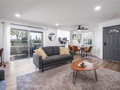 3500 S Greenville St APT F3, Santa Ana, CA, 92704