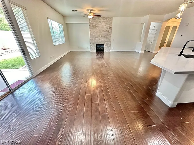 9996 Liberty View Rd — Photo 11