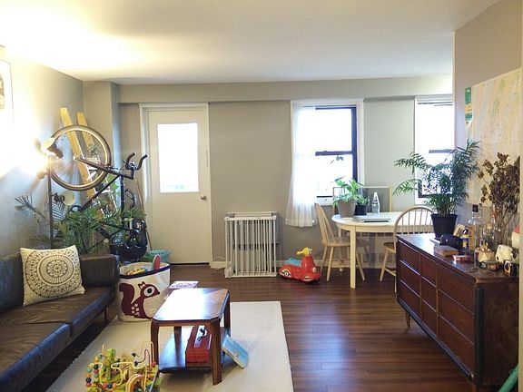 3rd image of 11 McKeever Pl APT 21C