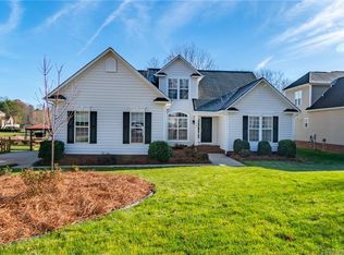 216 Chandeleur Dr, Mooresville, NC 28117