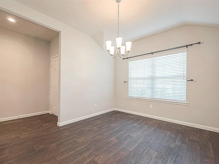 3914 McDonough Way — Photo 11