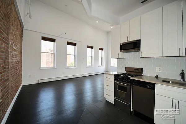 Rented by Voro NYC | media 4