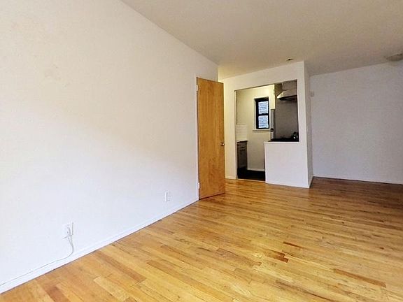 3rd image of 445 E 85th St APT 3D