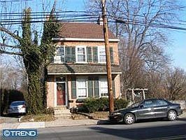 Home for Sale in Quakertown, Pennsylvania $229,900