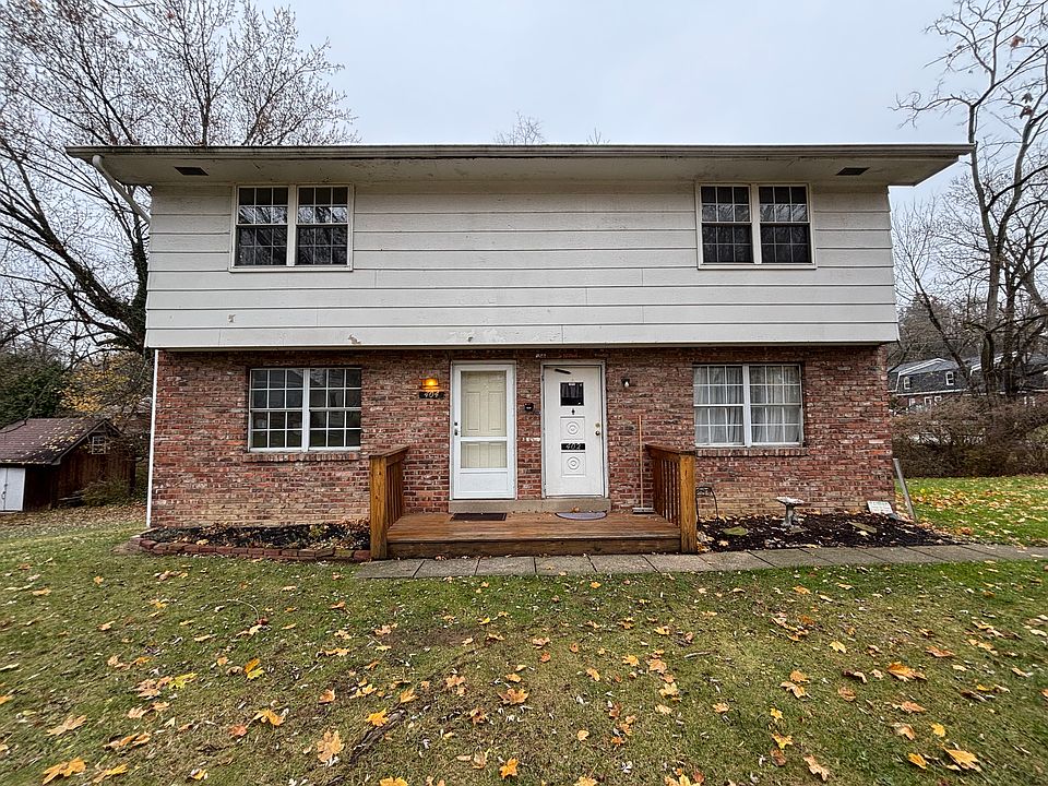 1st image of 402-404 Sells Ln