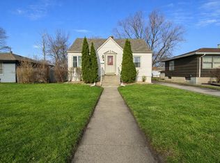 214 N Dwiggins St, Griffith, IN 46319