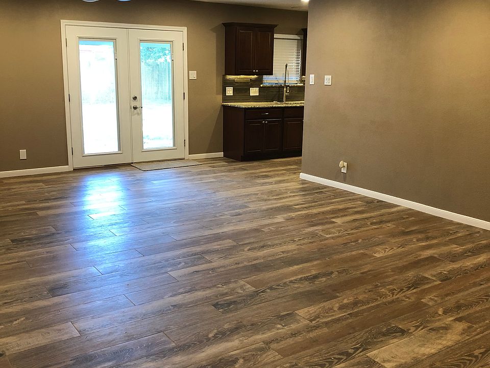 1st image of 5309 Carriage Ln