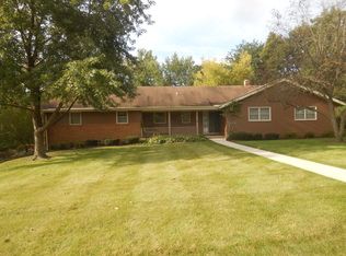 103 Crabapple Ln, Morris, IL 60450