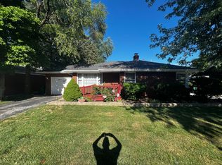 1112 S Lincoln St, Lockport, IL 60441