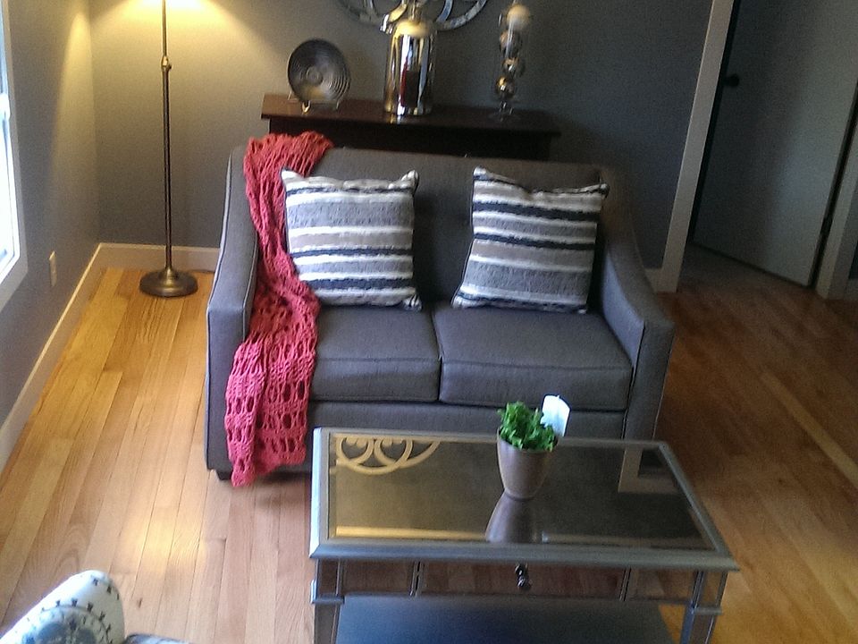 Living Rm