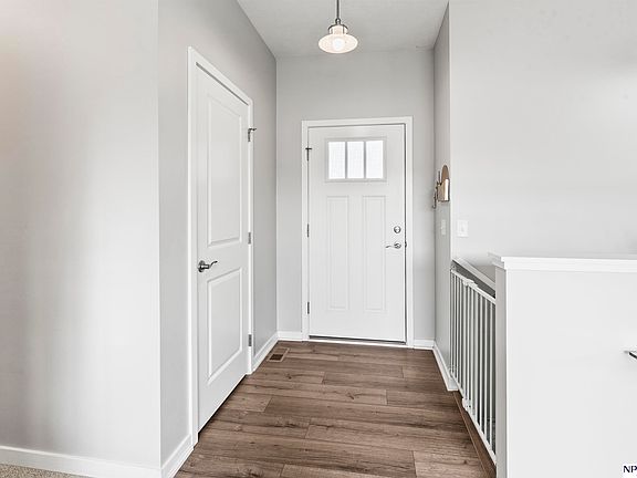 3rd image of 2841 W Rose St