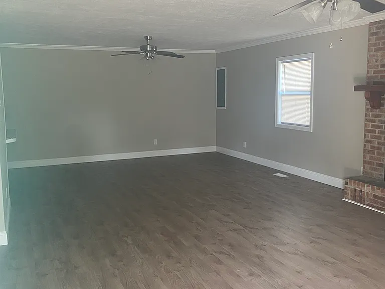 1131 Charlotte Ave — Photo 10