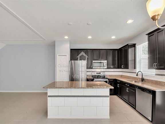 3rd image of 1225 Countrymen Ct #1