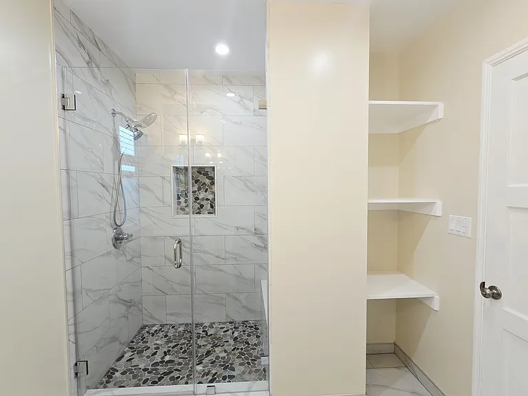 3633 Veteran Ave — Photo 17
