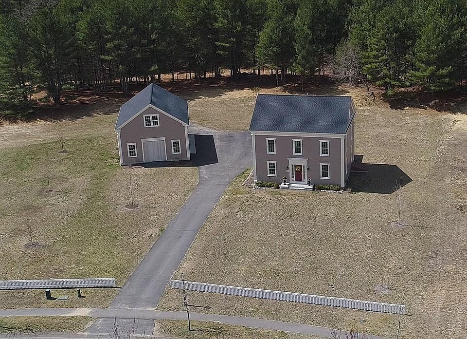 1st image of 33 Meadowbrooke Ln