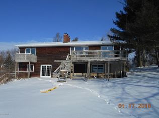 9265 Bever Rd, Delton, MI 49046