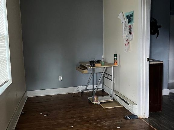 5th image of 3090 Deerfield Valley Rd